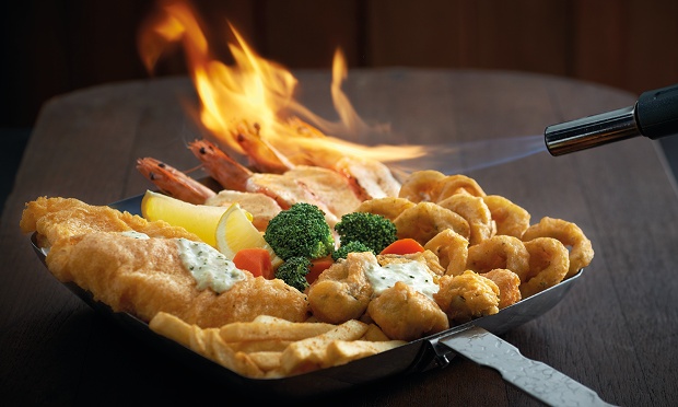 Manhattan Flaming Seafood Platter