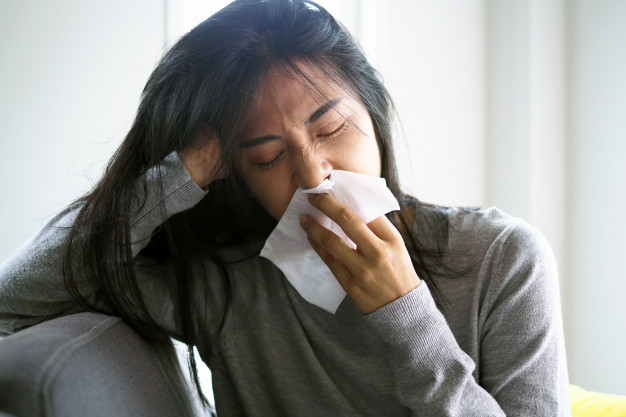 asian-woman-with-runny-nose