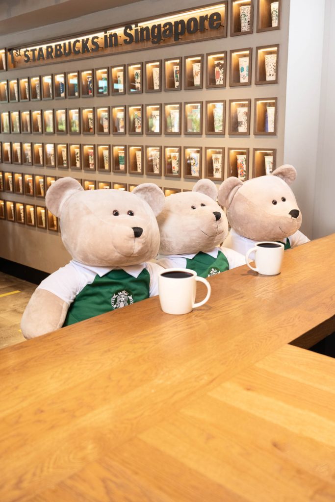 giant starbucks bearista