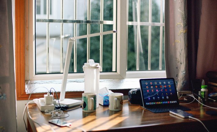 home desk setup